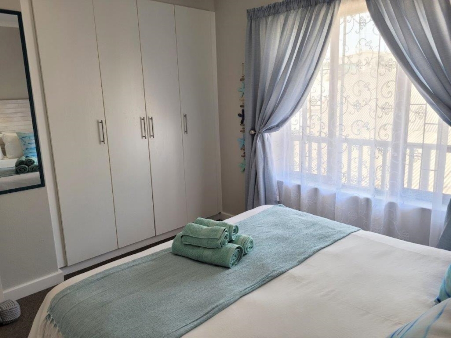 2 Bedroom Property for Sale in Knysna Central Western Cape